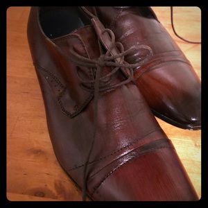 Leather shoes